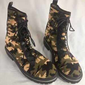 Alexis Bendel Comfort Combat Boots  Size 8.5